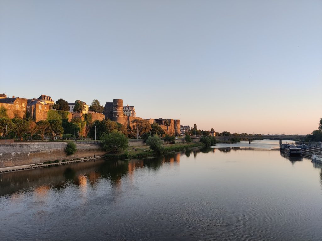 Chateau d'Angers et rivière